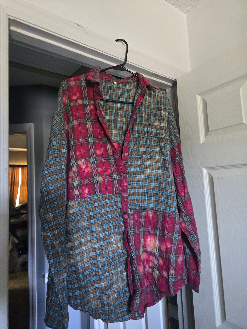 Women’s Two-Tone Plaid Button-Down Shirt in Red and Brown